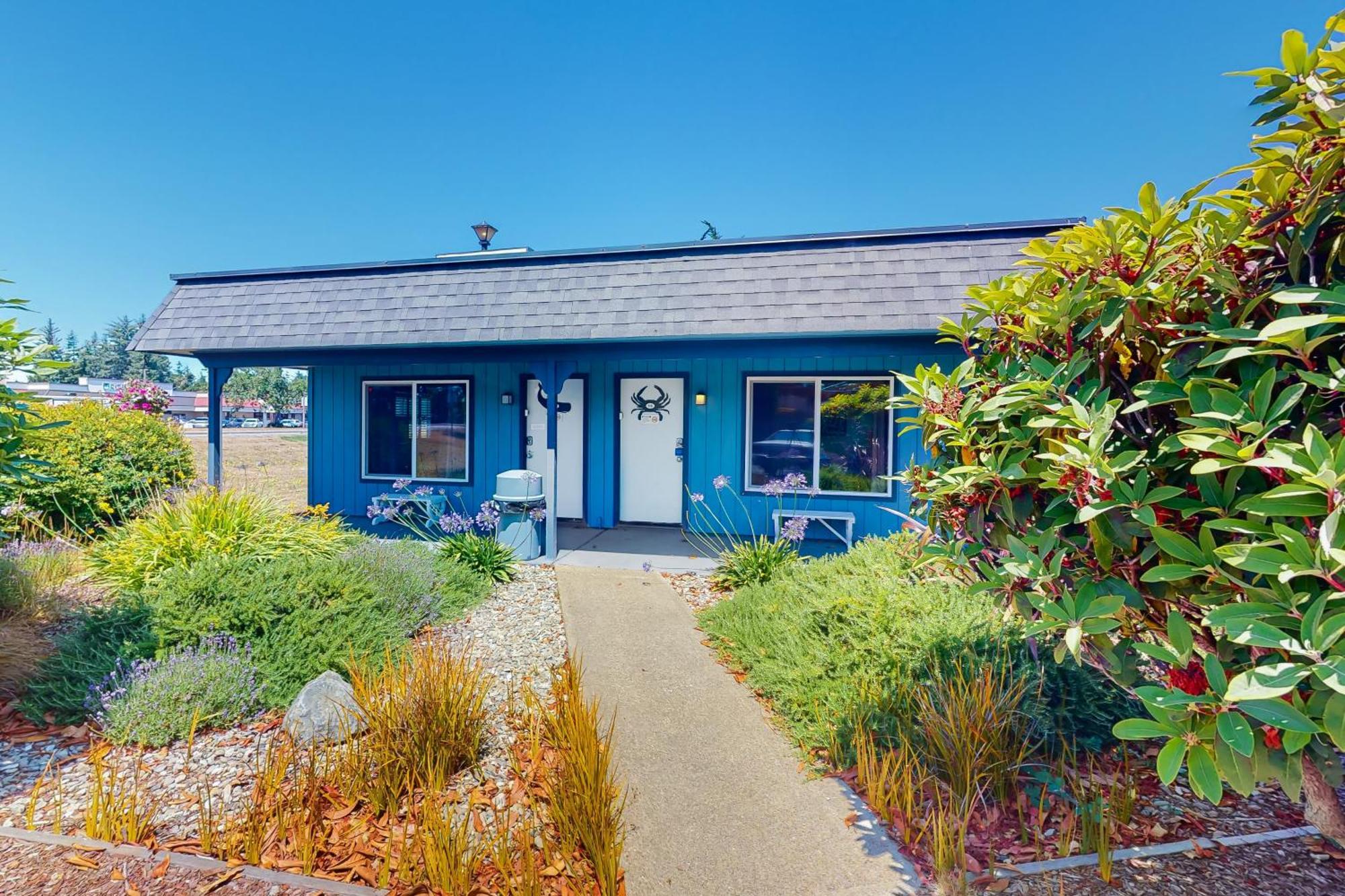 Lamplighter Inn - Tropical Fish Cove And Octopus Encounter Bandon Eksteriør bilde